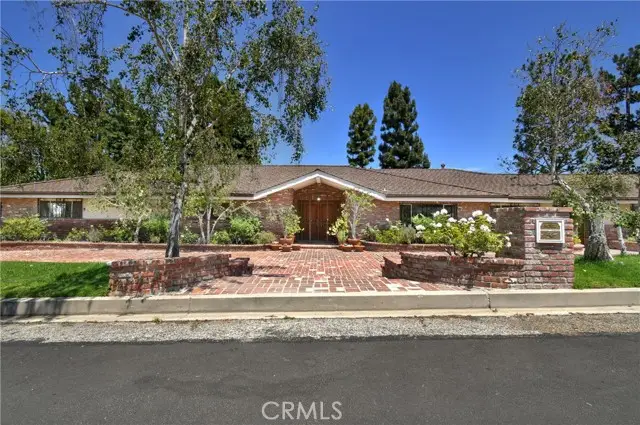 16172 Royal Oak Road, Encino, CA 91436 - #1