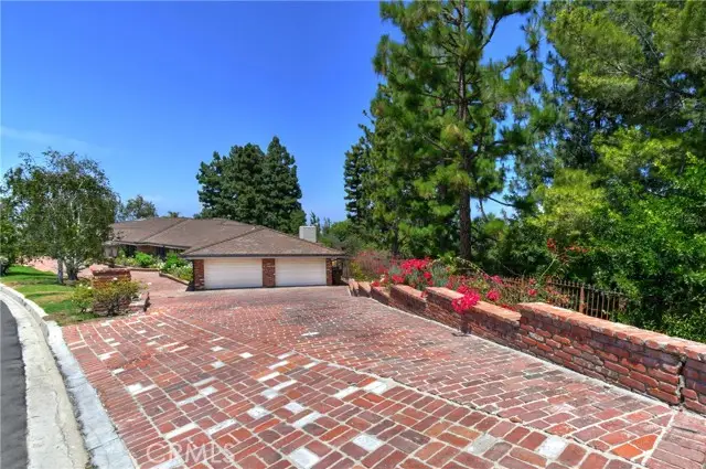 16172 Royal Oak Road, Encino, CA 91436 - #3