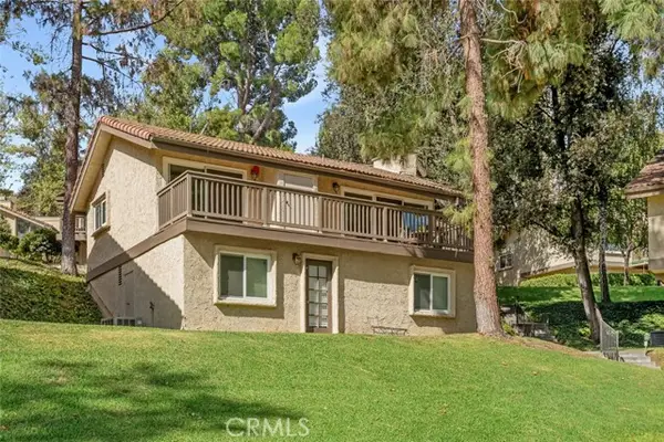 66 Mockingbird Court, Oak Park, CA 91377