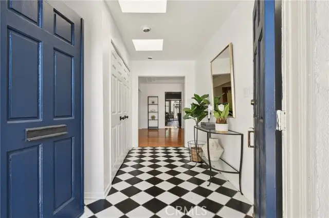 5546 Strohm, North Hollywood, CA 91601 - #3