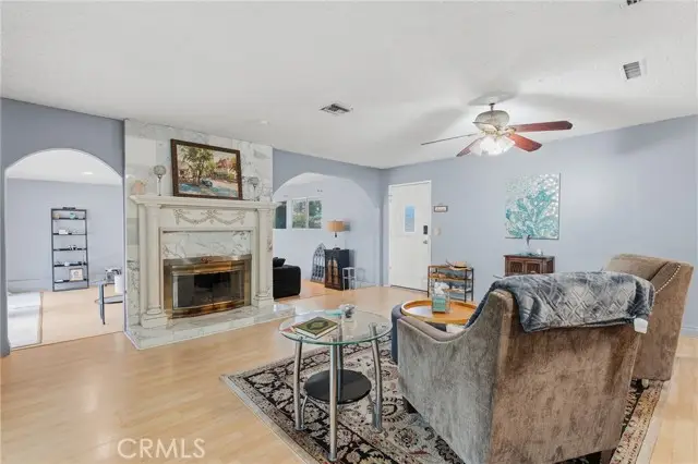 8233 Fallbrook, West Hills, CA 91304 - #3