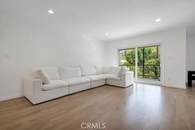 1015 Michillinda  #302, Pasadena, CA 91107 - #3