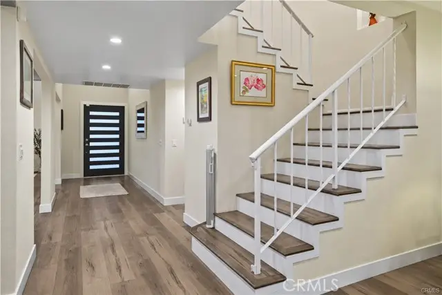 6321 Balcom Ave, Encino, CA 91316 - #2