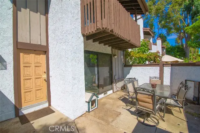 6255 Canoga Avenue  #18, Woodland Hills, CA 91367 - #2