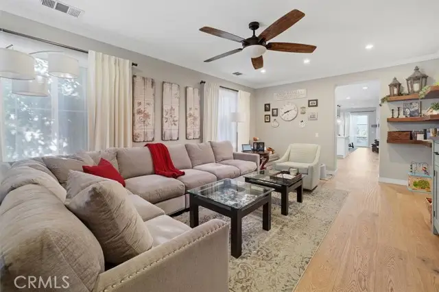 27933 Mariposa Street, Valencia, CA 91355 - #3