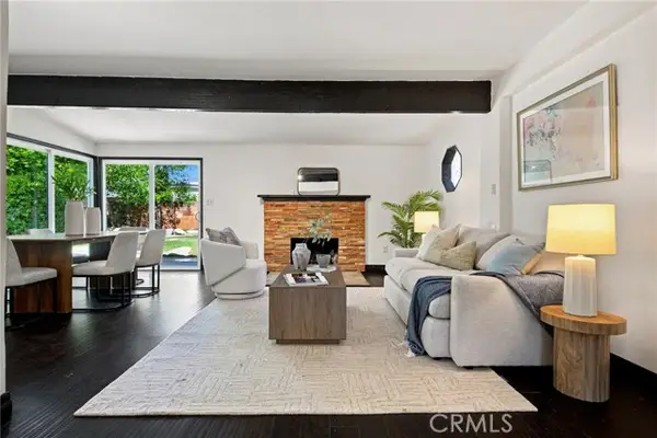 7357 Anatola Avenue, Van Nuys, CA 91406