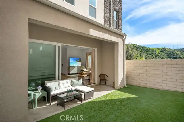 26720 Afton Lane, Valencia, CA 91381 - #3