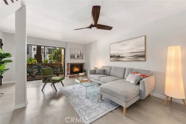15207 Magnolia Boulevard  #119, Sherman Oaks, CA 91403