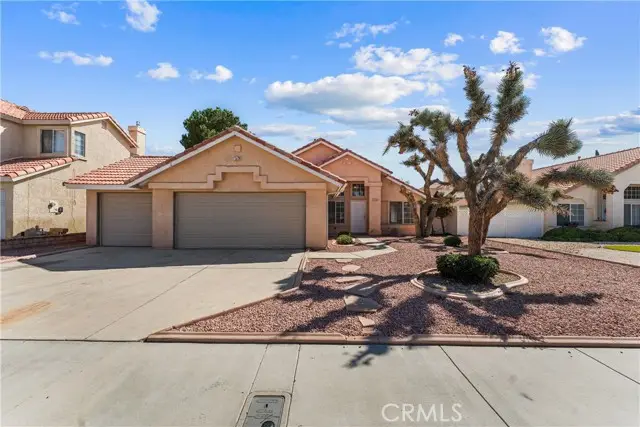 5546 Laurel Avenue, Palmdale, CA 93552 - #1