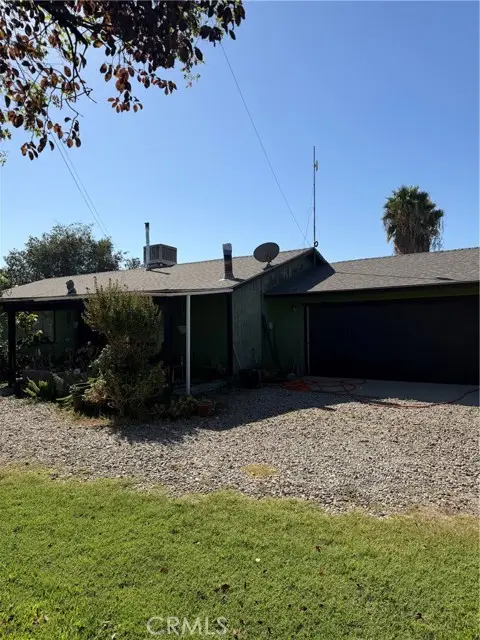 931 List, Exeter, CA 93221
