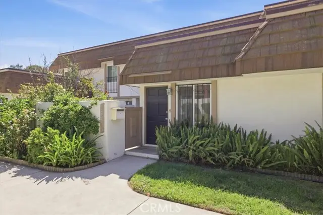 10445 Larwin unit 3  #3, Chatsworth, CA 91311 - #2