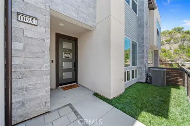 10951 Lotta Court, San Diego, CA 92126 - #1