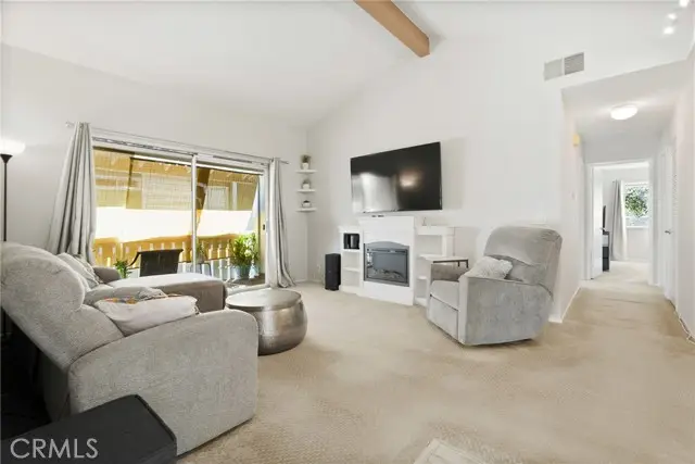 27646 Susan Beth  #L, Saugus, CA 91350 - #3
