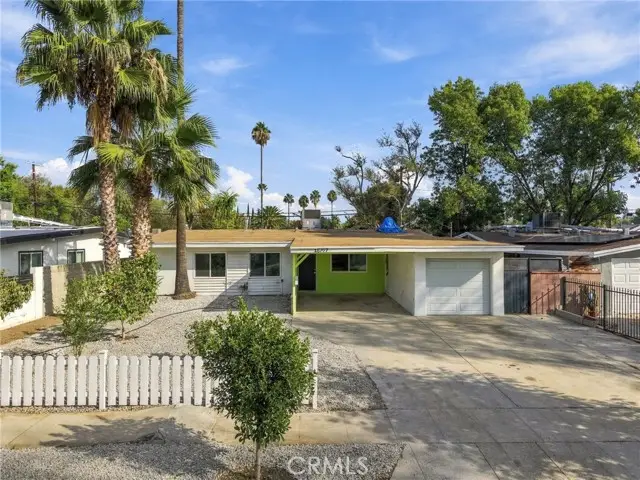 18707 Lull, Reseda, CA 91335 - #1