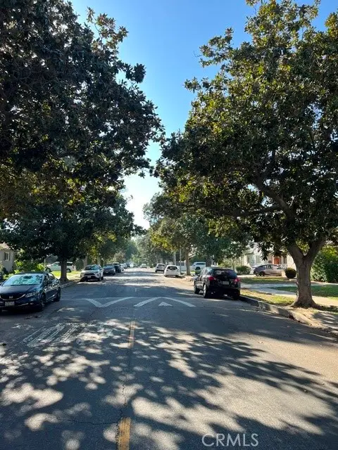 14601 Huston Street, Sherman Oaks, CA 91403 - #2