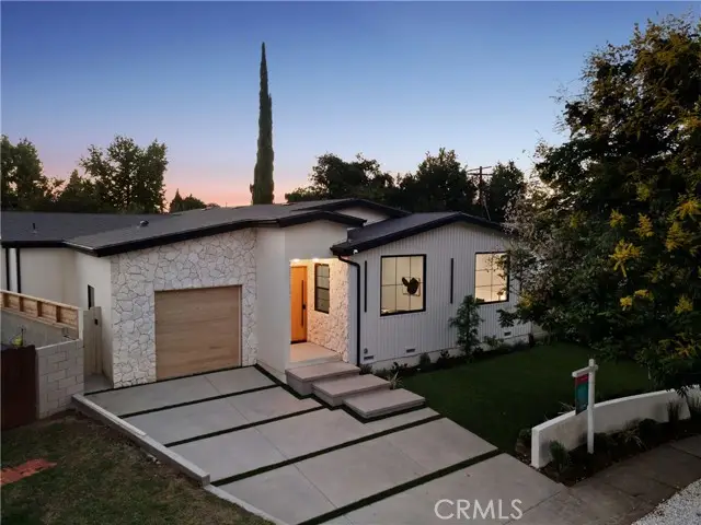 18023 Tiara, Encino, CA 91316 - #2