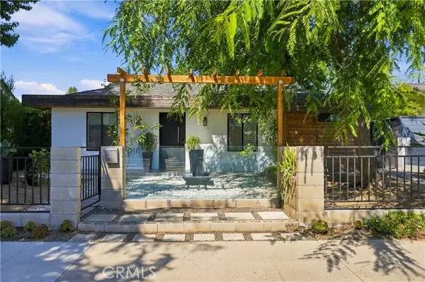 17417 Sherman Way, Van Nuys, CA 91406