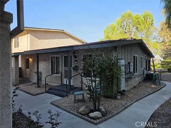 19824 Spanish Oak Drive, Newhall, CA 91321