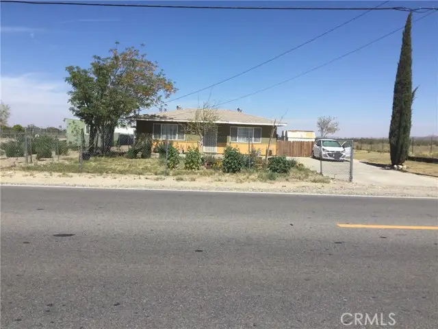 10345 Palmdale, Palmdale, CA 93591 - #1