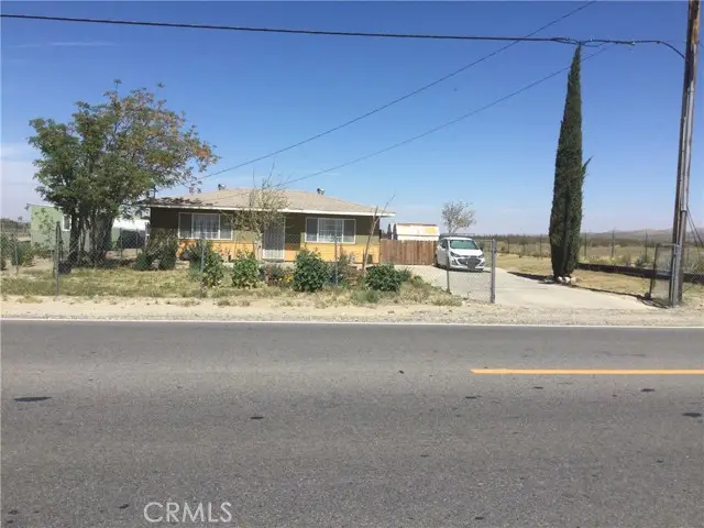 10345 Palmdale, Palmdale, CA 93591 - #2