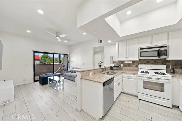 10943 Laurel Canyon Boulevard  #B9, San Fernando, CA 91340