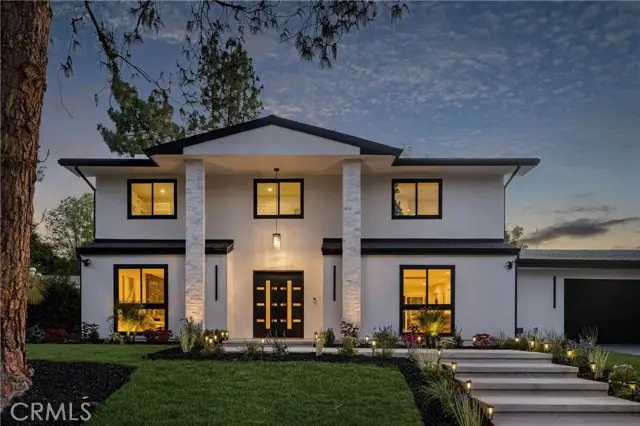 24208 Hatteras, Woodland Hills, CA 91367 - #2
