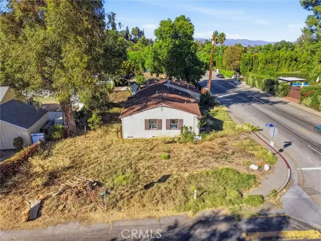 23201 Califa Street, Woodland Hills, CA 91367 - #1