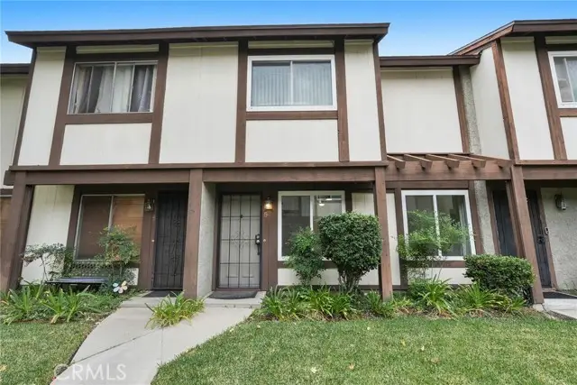 19024 Archwood Street  #5, Reseda, CA 91335 - #1