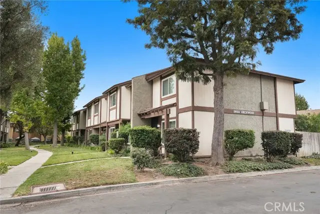 19024 Archwood Street  #5, Reseda, CA 91335 - #3