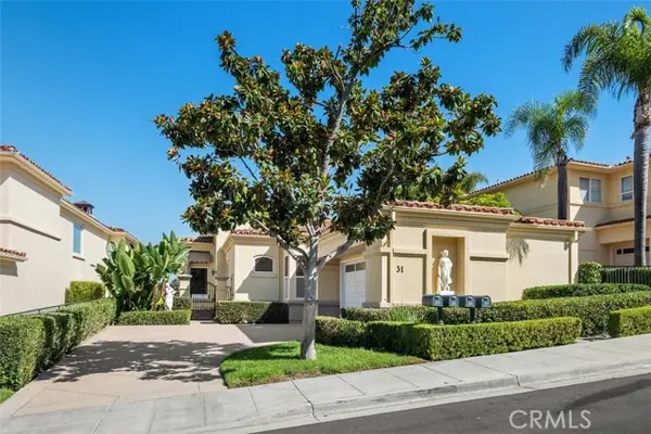 31 Monterey Pine, Newport Coast, CA 92657