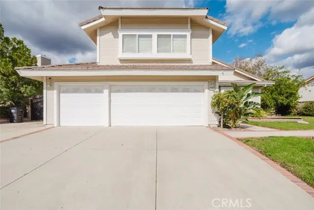3356 Crazy Horse Drive, Simi Valley, CA 93063 - #3