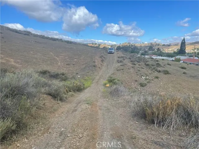 15 Kee Avenue, Lake Elsinore, CA 92530 - #1