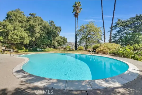 980 Glencoe Heights, Glendora, CA 91741