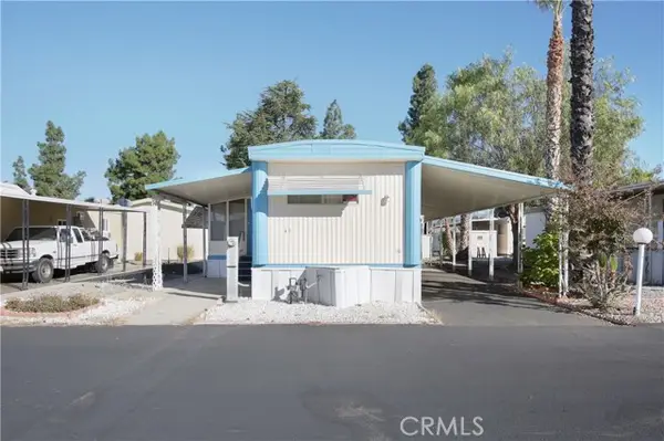 725 W Thornton  #41, Hemet, CA 92543