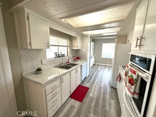 881 N. Lake Street  #202, Hemet, CA 92544 - #2