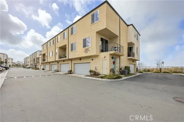 5240 Beachfront Cove  #89, San Diego, CA 92154 - #2