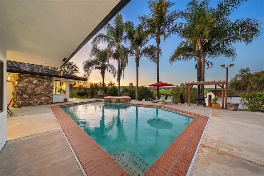 1650 Winterwarm Drive, Fallbrook, CA 92028 - #2