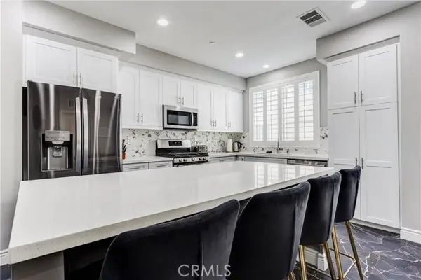 625 Savi Drive  #102, Corona, CA 92878