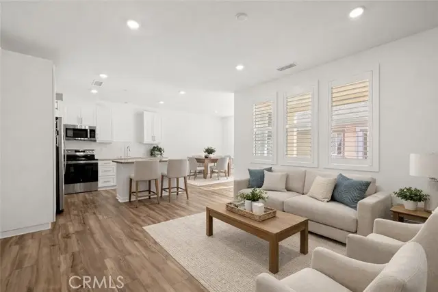 6123 Valentina Way  #303, Corona, CA 92880 - Image #2