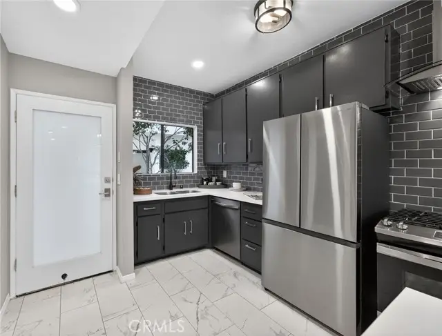 2500 Abbot Kinney Boulevard  #9, Venice, CA 90291 - Image #3