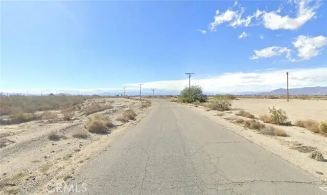 786 Crystal Avenue, Thermal, CA 92274 - #2