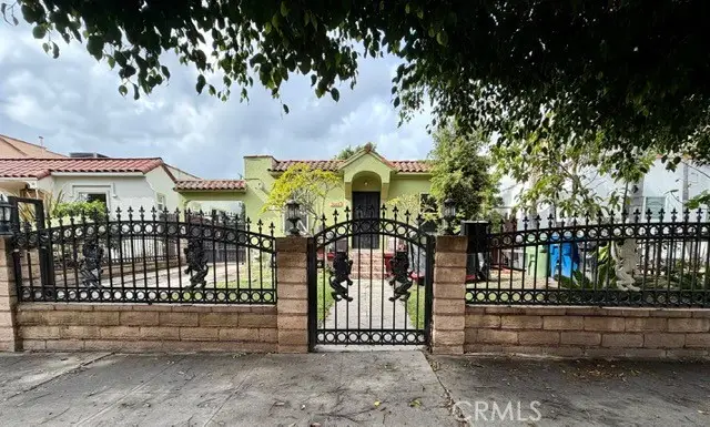 3005 11th Avenue, Los Angeles, CA 90018 - #1