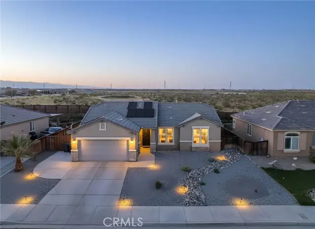 15592 Red Oak, Victorville, CA 92394 - #1