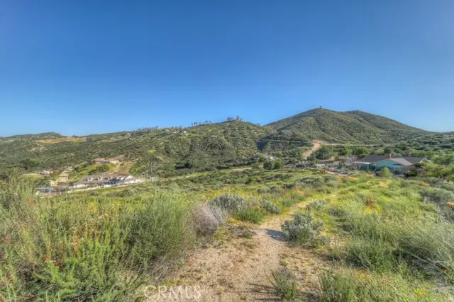 32465 Crooked Arrow, Wildomar, CA 92595 - #1