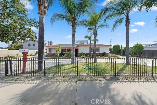 836 Woodlawn, Ontario, CA 91761 - #2