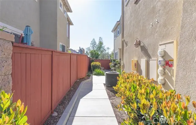 35864 Hazelhurst, Murrieta, CA 92562 - #3