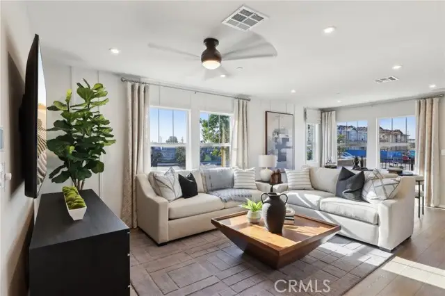 15563 April Dawn Way  #1, Fontana, CA 92336 - #2