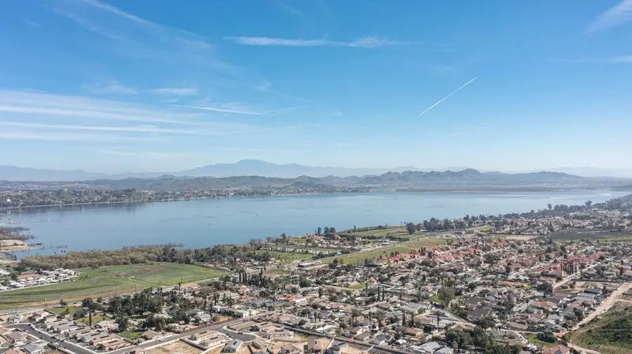 30 Lakeview, Lake Elsinore, CA 92530 - #3