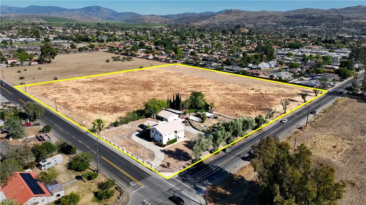 41531 Acacia, Hemet, CA 92544 - #1