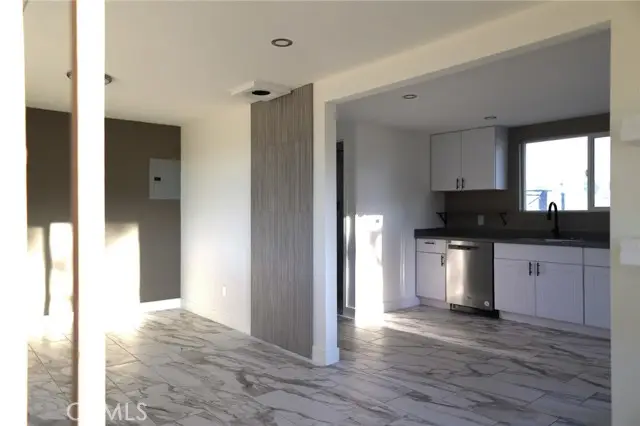 39396 Cary, Anza, CA 92539 - #3